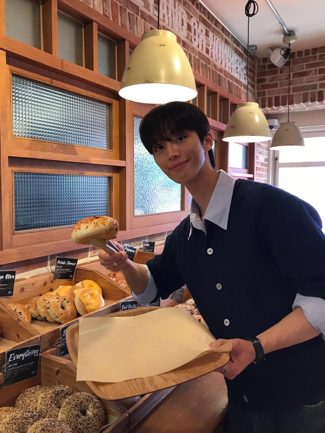 mung_0205 게시물 이미지: 베이글 너무 좋다.. 부자되면 한꺼번에 다 먹어야지🤤