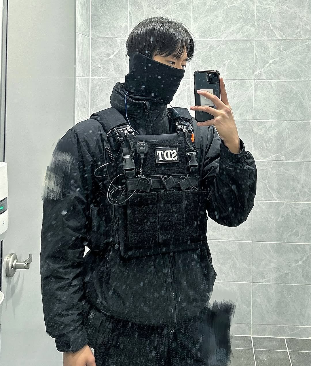 mung_0205 게시물 이미지: 전역, 바디프로필, 포토북 출간, 복학 그리고 휴학.

2025년에는 유독 많은...