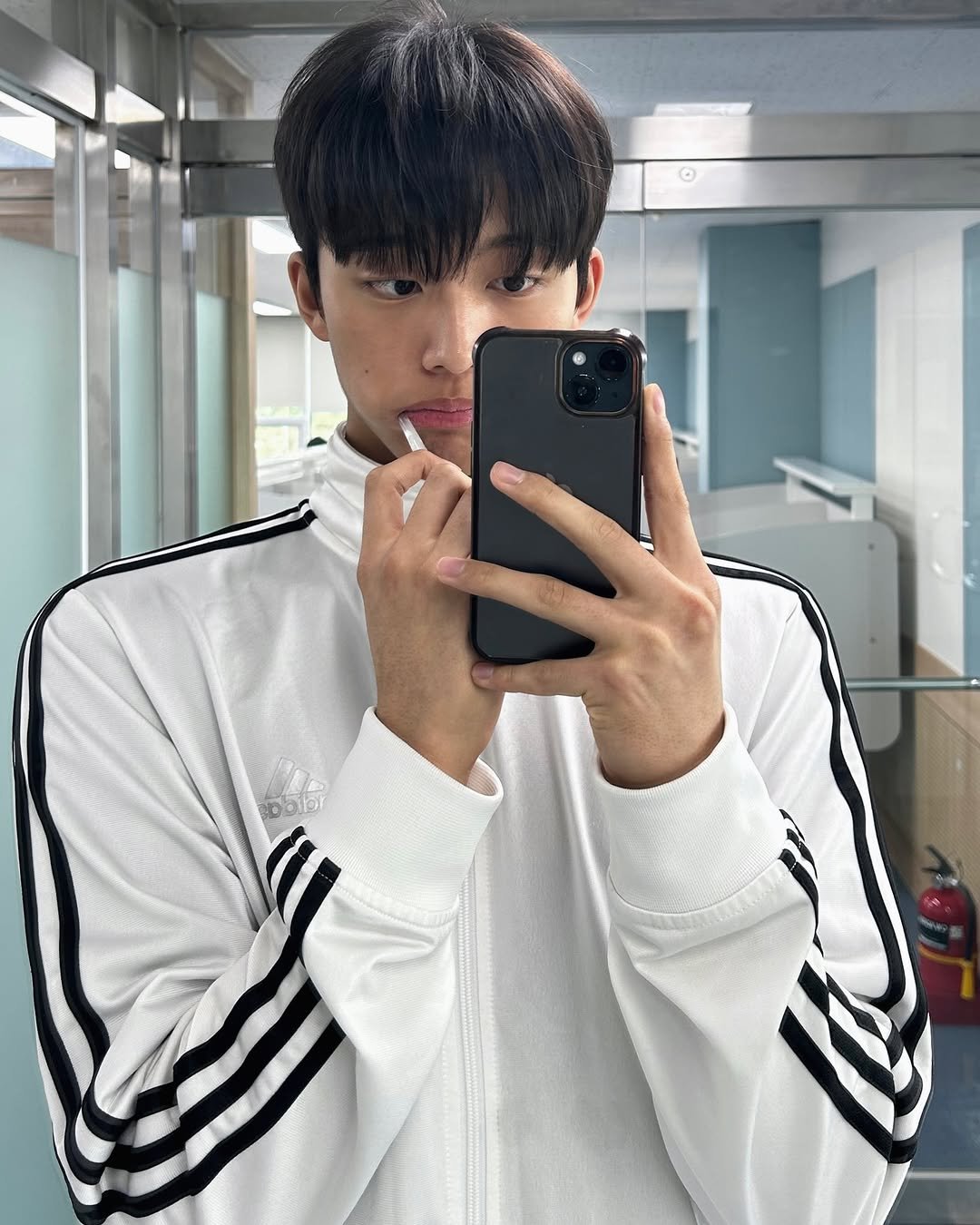 Photo shared by 조명식 on May 23, 2025 tagging @adidas.