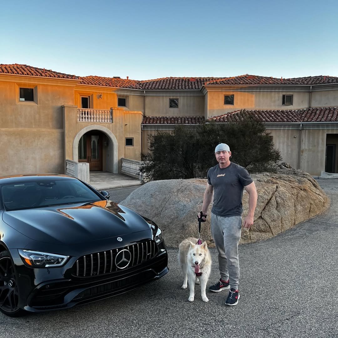 Photo shared by Ray Wetterlund III MLSN, CSCS on January 31, 2022 tagging @behealthyenough, @jasonstroder, and @sandiegospringer.