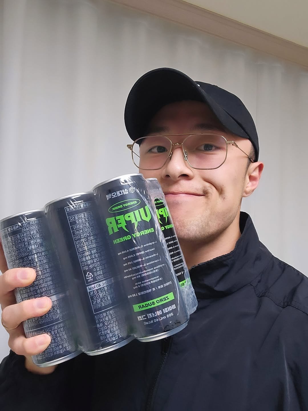 Photo shared by 상체충 좌용관🌐 on February 05, 2026 tagging @samdae500_official. May be an image of shaker, bottle, water bottle, canister, juice and text.