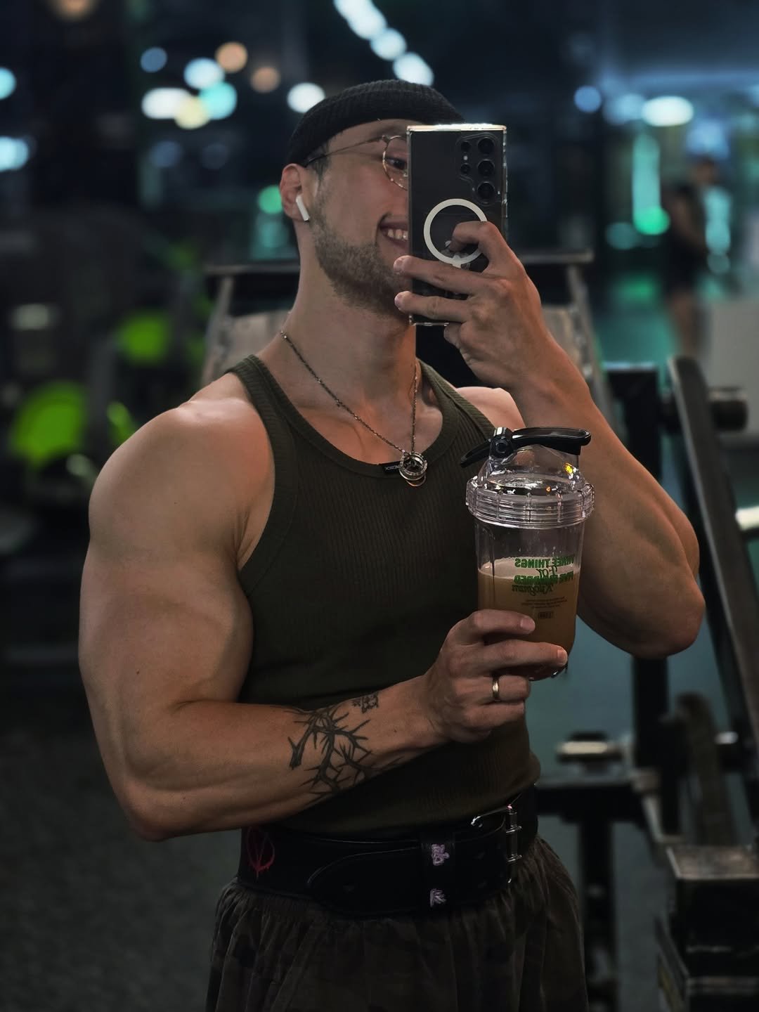 musclefit_jjoah 게시물 이미지: 무조건 해야하는 이두 운동
인클라인 덤벨 컬 

1. 뉴텍 벤치 기준 5~7사이로...