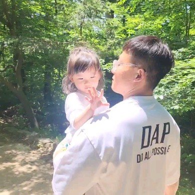 muse__boss 게시물 이미지: 내 보물들과 웃는 하루가 전부였던 날~🎶