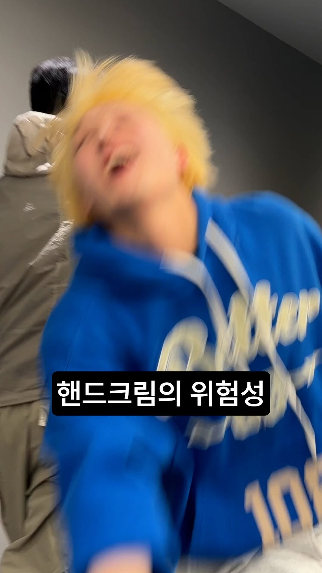 musinsa_beauty 게시물 이미지: 핸드크림은 꼭 적정량만 바릅시다. 

#무신사뷰티 #MUSINSABEAUTY...