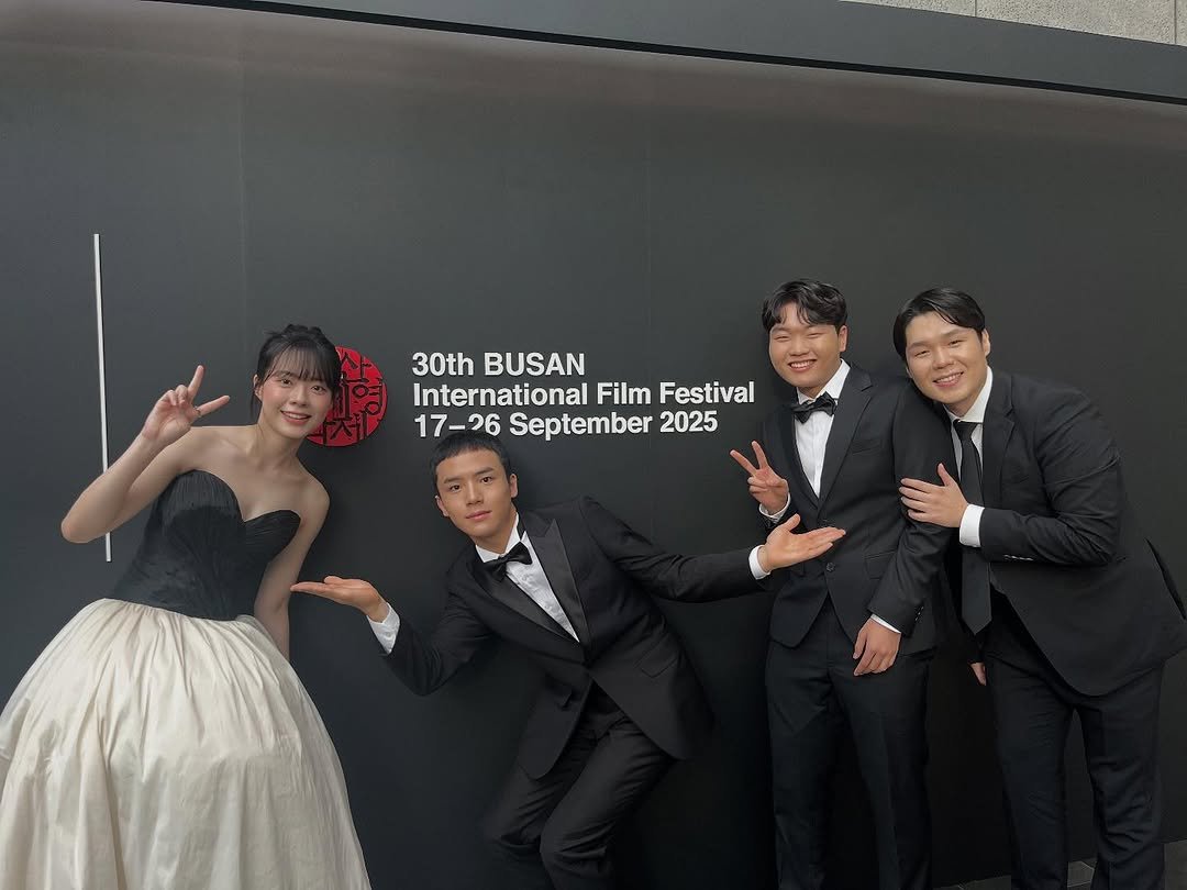 Photo shared by Moon woojin on September 18, 2025 tagging @08kimgeon_13kimjun, and @2janejane.