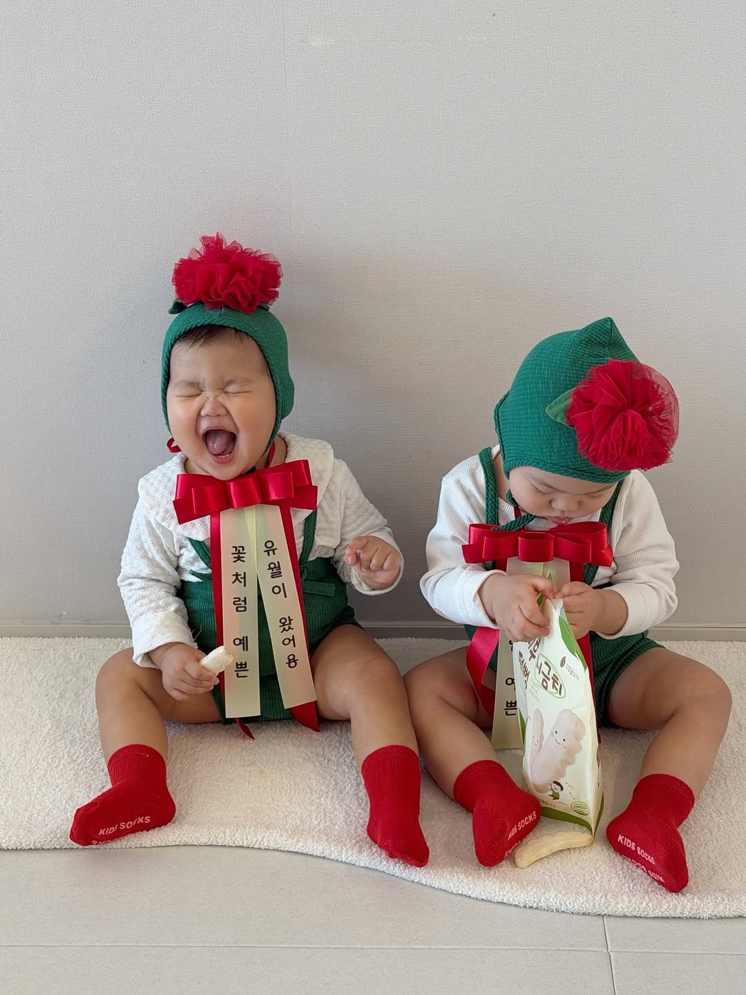 my_uoouoo 게시물 이미지: 애기 카네이션 👶🏻👶🏻❤️
할미할비 입꼬리 찢어지게 하기 성공 〰️