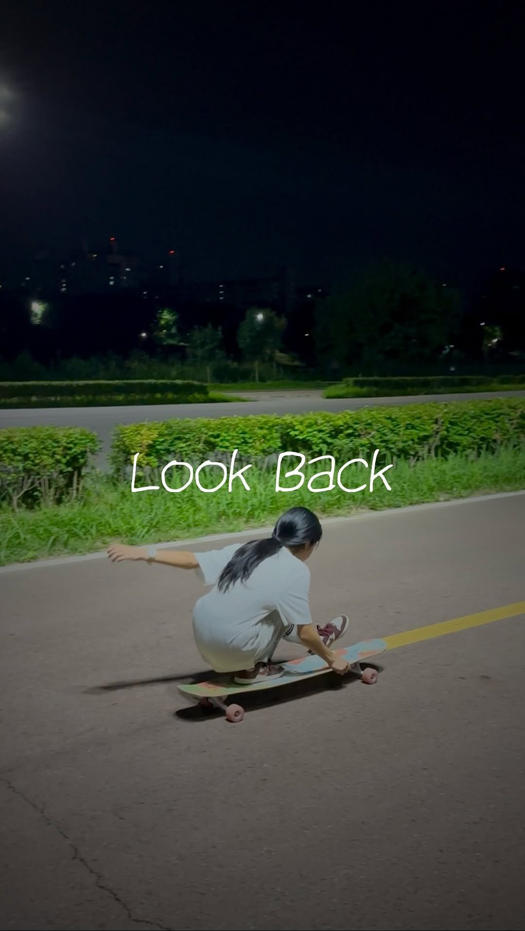 mygenediary 게시물 이미지: look back (variation)🧸

#トレイブ選手権 @trave_jp...