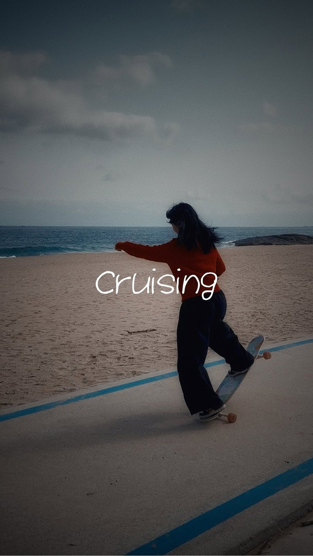 mygenediary 게시물 이미지: Longboard Cruising at the Beach

#롱보드...