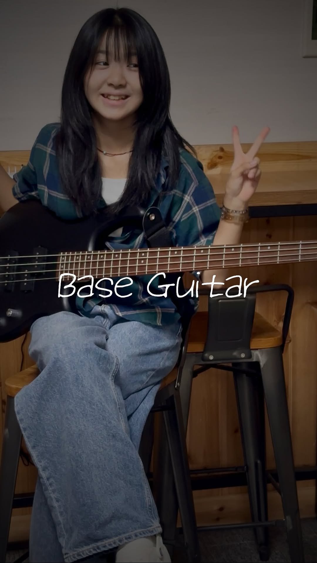 mygenediary 게시물 이미지: 베이스두 재밌네? 🤭

#base #baseguitar #베이스기타 #커버 #cover