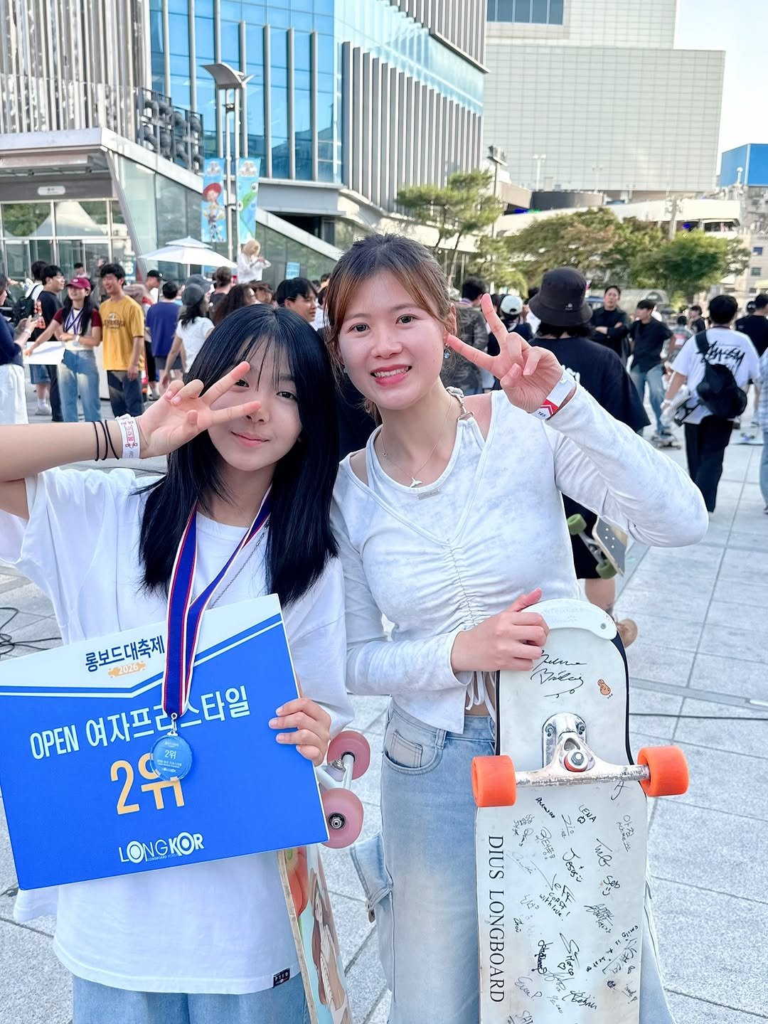 mygenediary 게시물 이미지: making memories with emily & eojin

#롱보드...