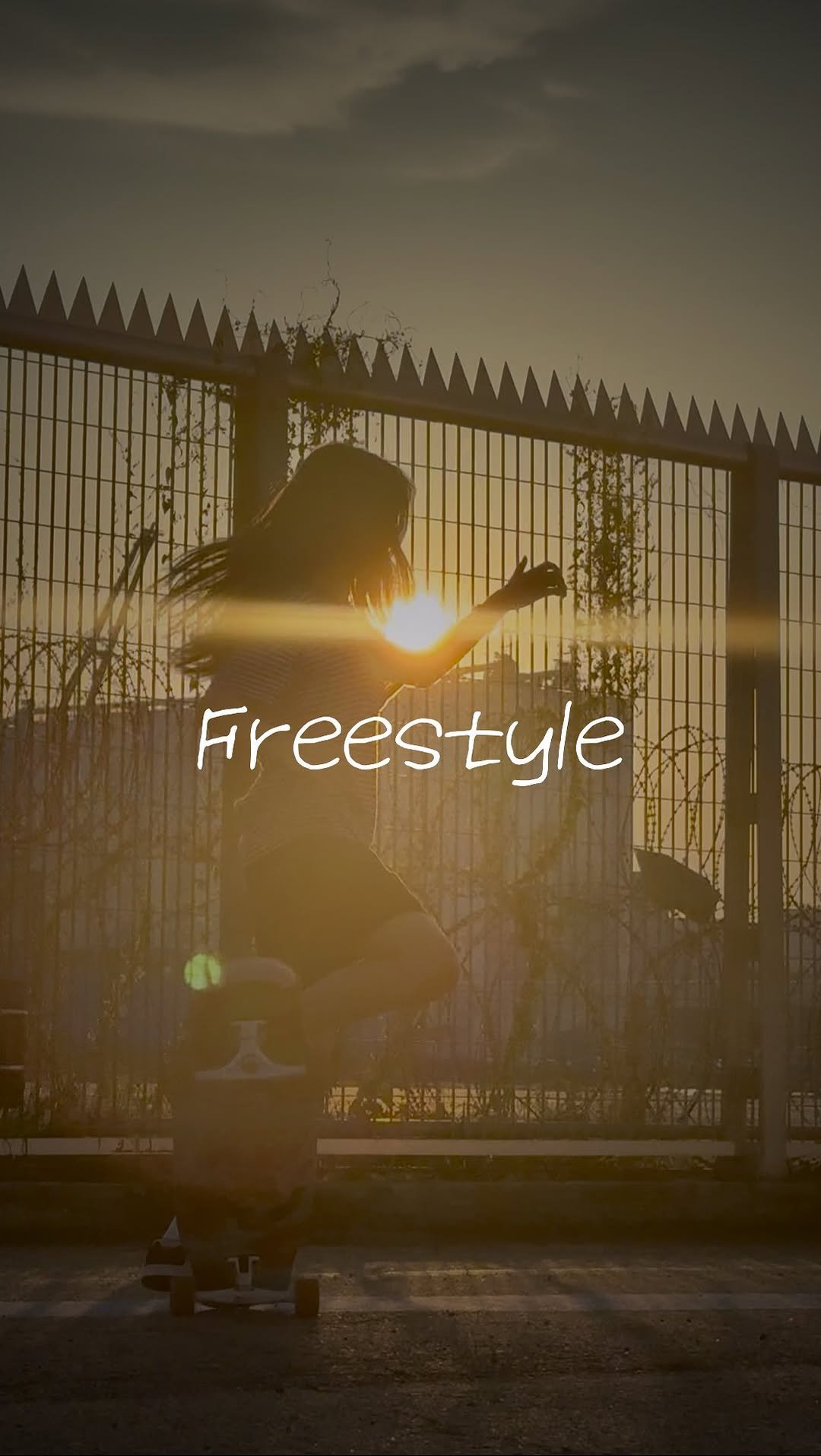 mygenediary 게시물 이미지: 여름 이야기🍉

🎥 @i_am_4g 
#롱보드 #longboard #长板...