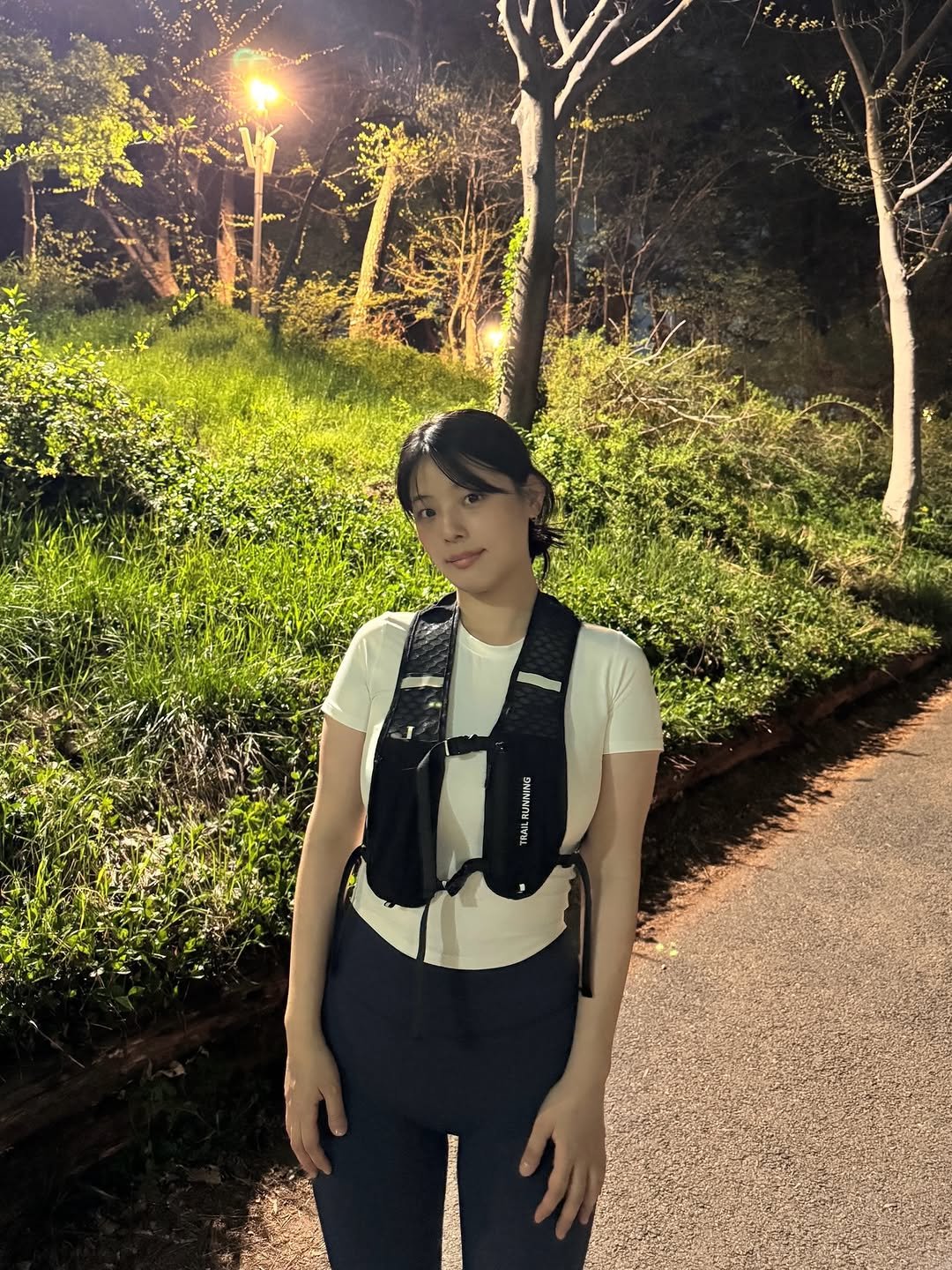 Photo by 내맘코 on April 14, 2026. May be an image of standing, park and text.