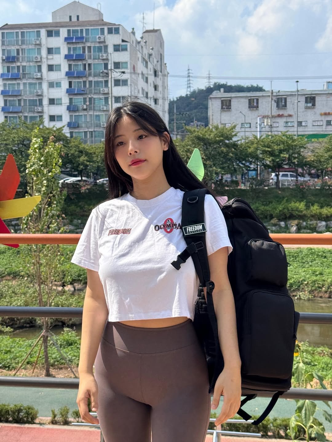 Photo shared by 내맘코 on August 24, 2025 tagging @freedom__athletic. May be an image of 1 person, activewear, sportswear, top, outdoors and text.