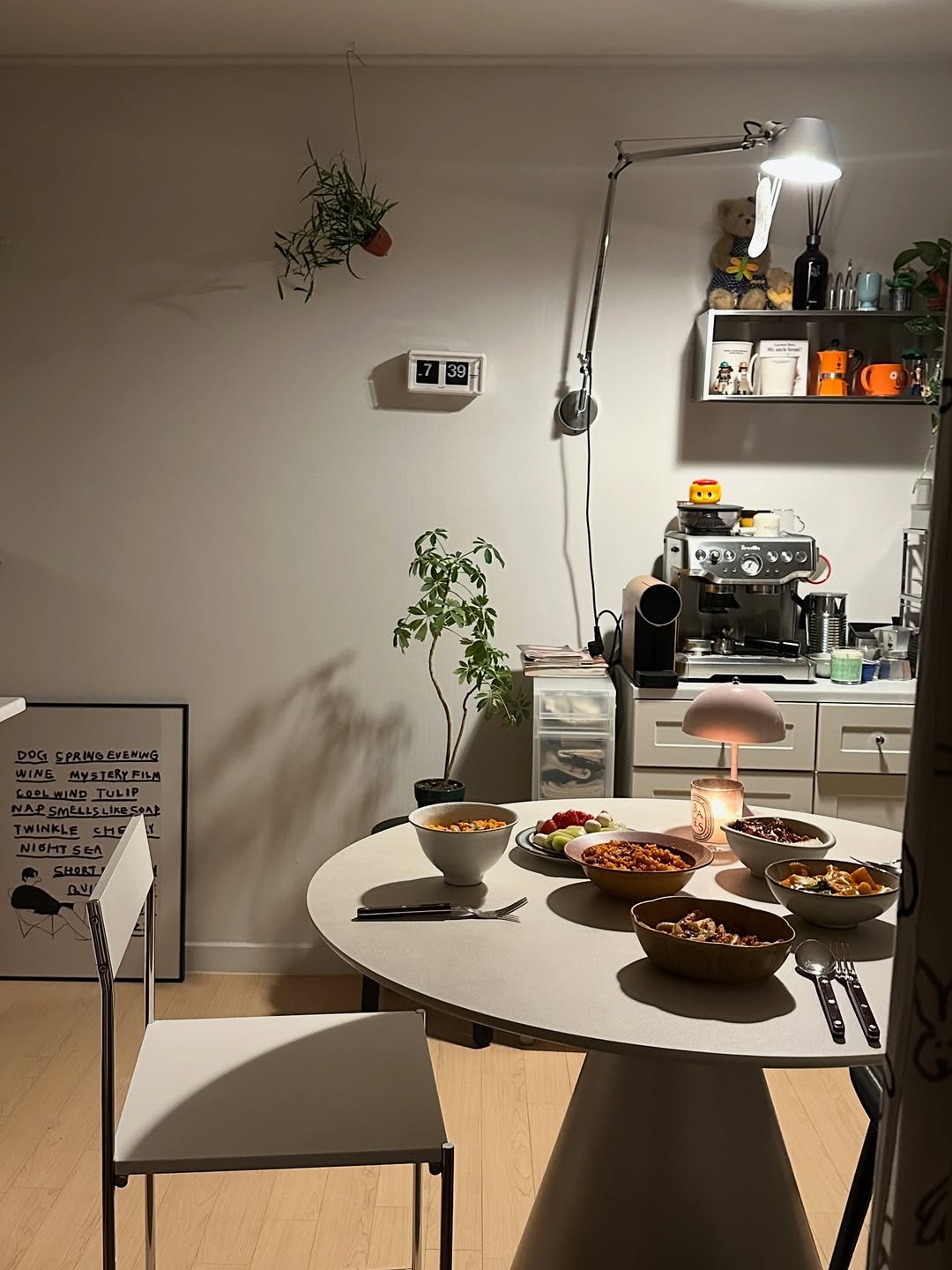Photo shared by 혜미 ◡̈ on December 13, 2025 tagging @ourhome.onthego. May be an image of stove, kitchen table, dining table, indoors, kitchen and text.