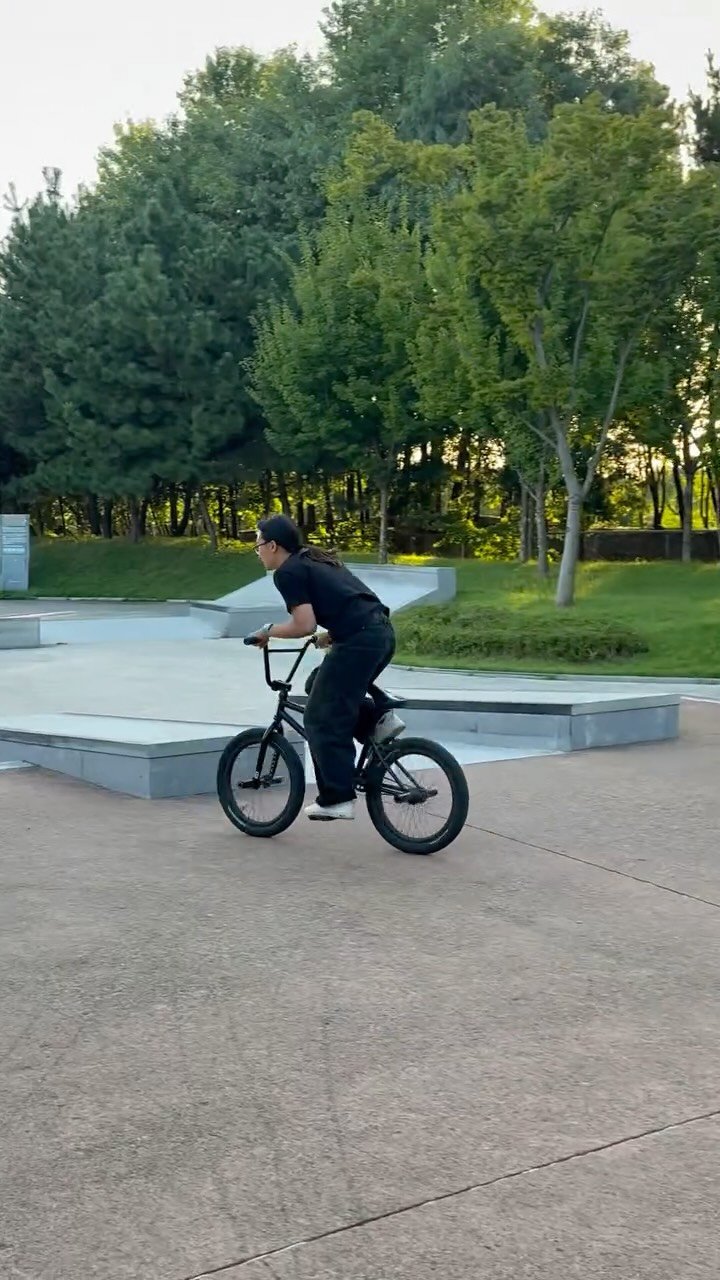 mynameisyena 게시물 이미지: Love this line😋
@street_culture_mag...