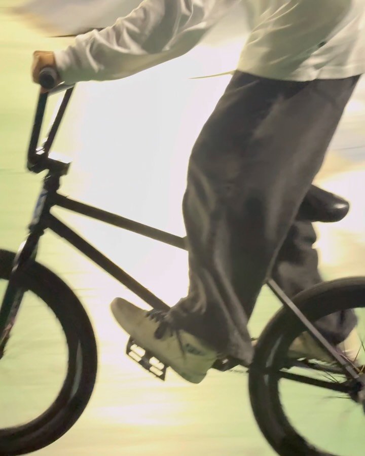 mynameisyena 게시물 이미지: Story clips🌬️🍃
@goluck_skateshoes...