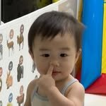 0m0nn 프로필 사진