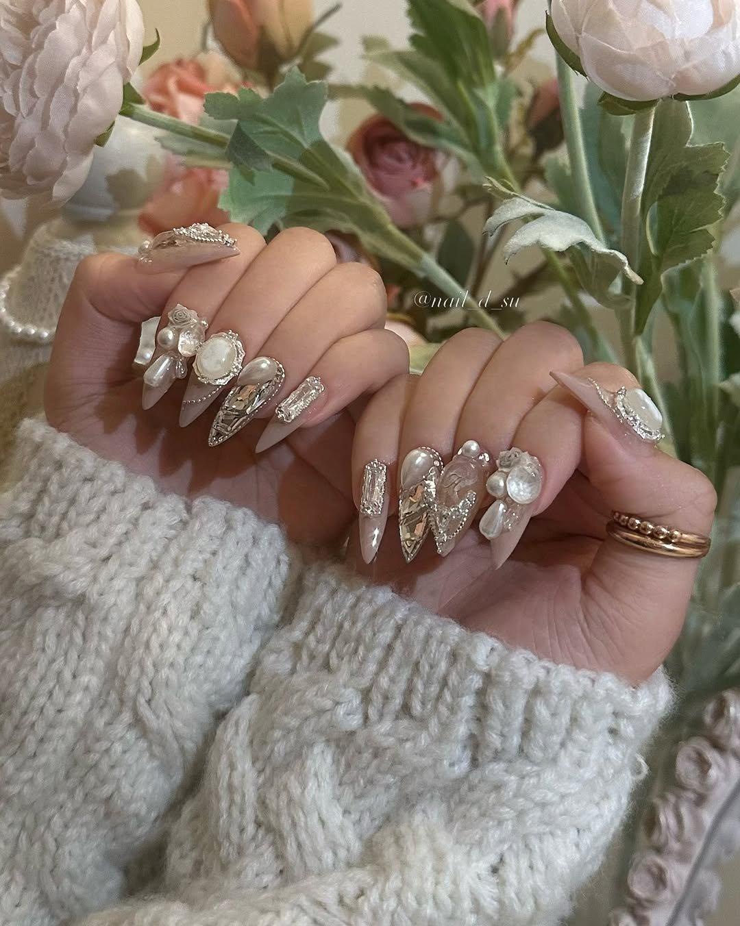 nail_d_su 게시물 이미지: ⠀
⠀
 price_139,000

───────── ౨ৎ...