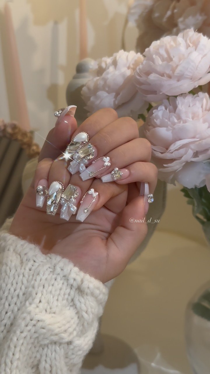 nail_d_su 게시물 이미지: ⠀
⠀
 price_119,000

───────── ౨ৎ...