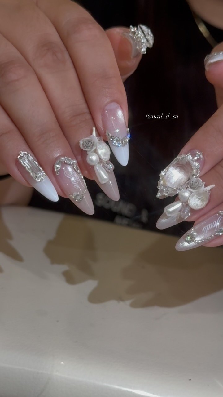 nail_d_su 게시물 이미지: ⠀
⠀
 price_139,000

───────── ౨ৎ...