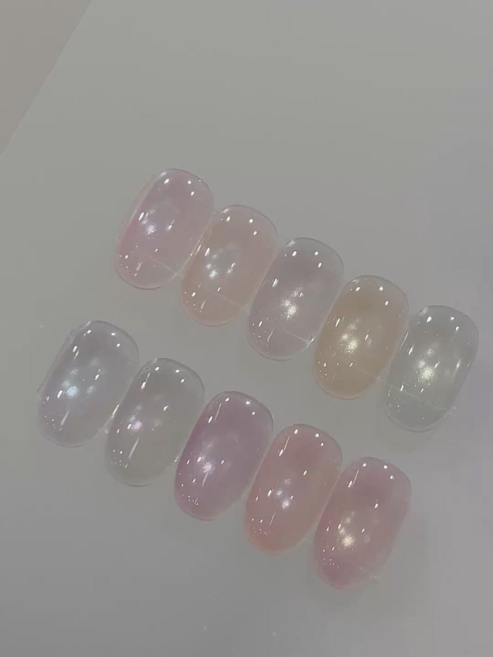 nail_dayjude 게시물 이미지: [𝐹𝐼𝑅𝑆𝑇𝑆𝑇𝑅𝐸𝐸𝑇]

펄스 신상 #오나의여신님 출시되었어요!
뮤트핑크에 페일빛...