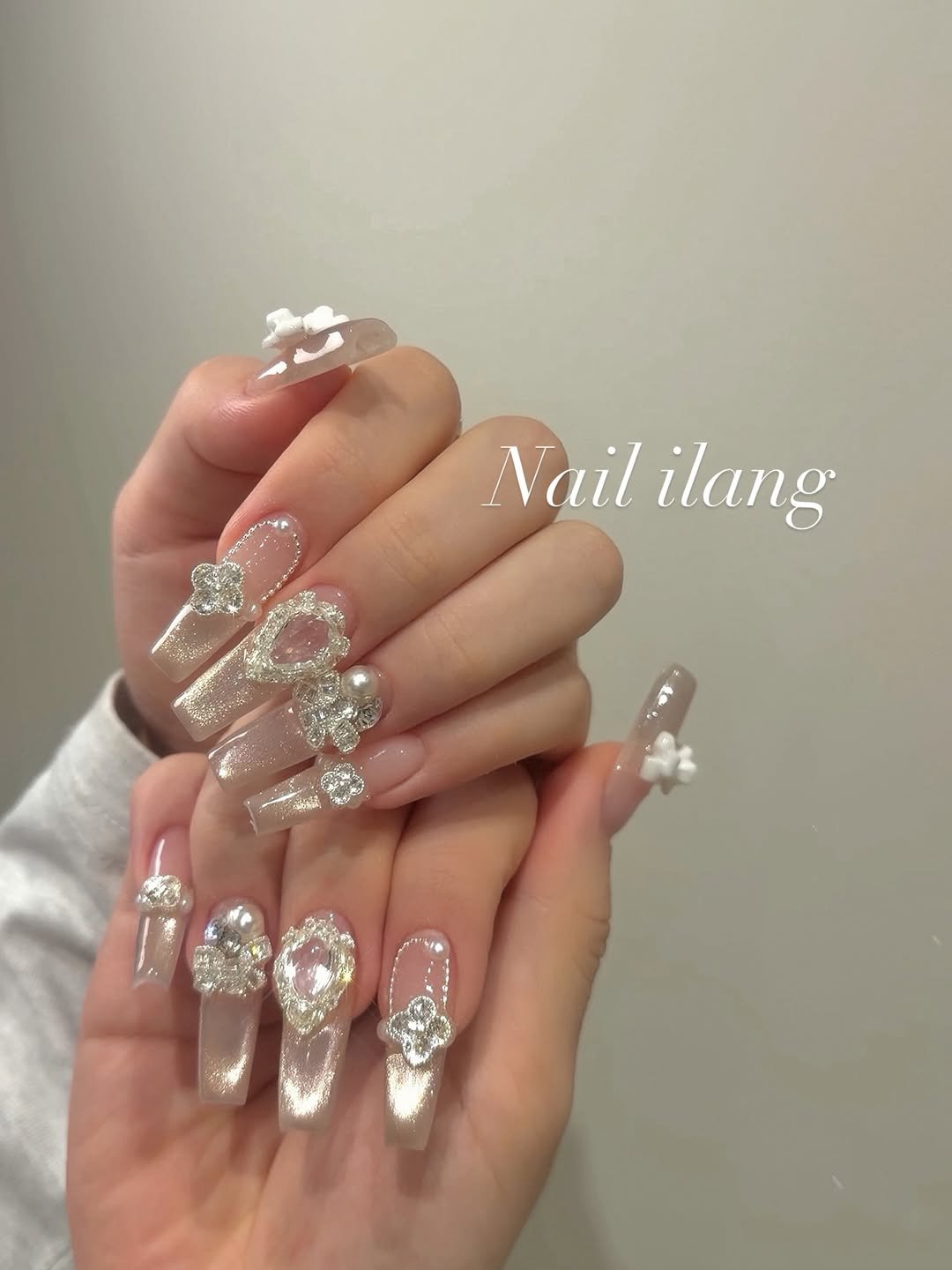 Photo by * ﻿﻿ℕ𝕒𝕚𝕝, 𝕀𝕝𝕒𝕟𝕘[네일,일랑] 부평네일|송도네일|청라네일|연장네일|스톤네일| on February 05, 2026. May be an image of one or more people, fingernails and text that says 'Naililang Nail ilang'.