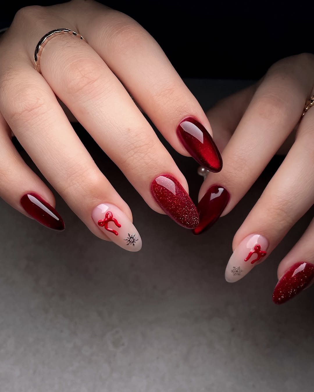 Photo by 네일루화 - 망원네일 합정네일 홍대네일 on December 24, 2025. May be an image of one or more people, fingernails and text.