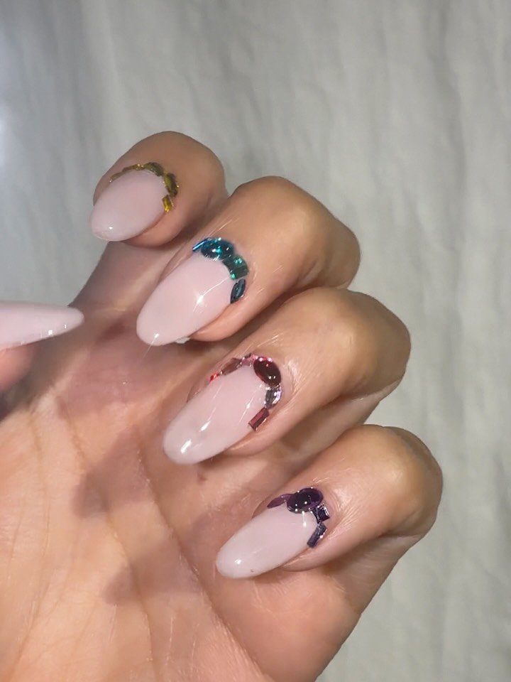 nail_unistella 게시물 이미지: 𓇼 ⋆.˚ ⋆｡‧˚ʚ🍓ɞ˚‧｡⋆⋆.˚ 𓇼
좋아하는거 하며 지내기