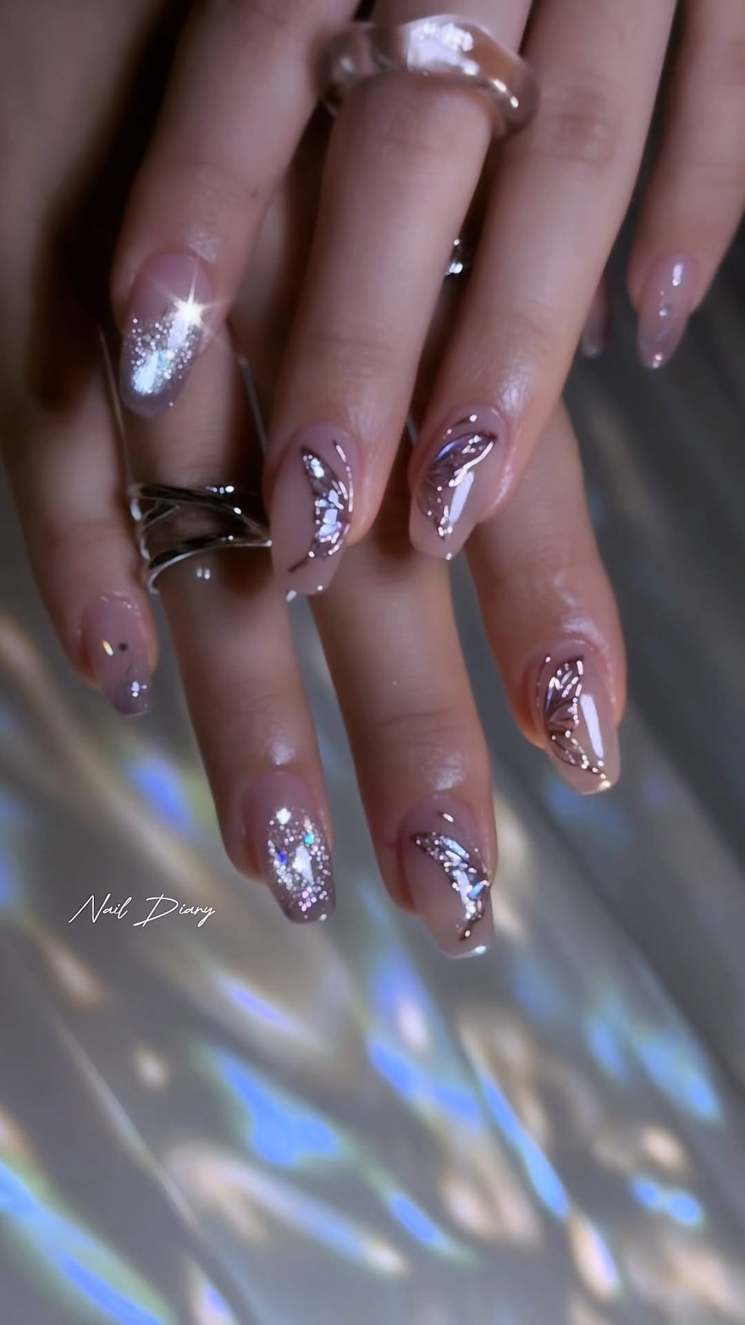 naildiary0 게시물 이미지: 점점 나비의 계절🦋
추구미 화려함이다 !
그럼 바로픽🫶🏻

#이달의아트
📍이달의...