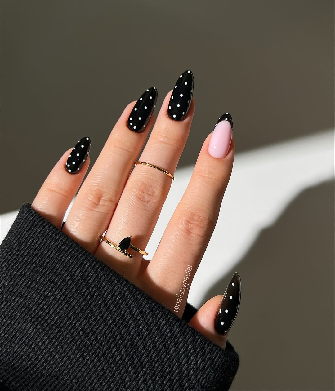 Photo shared by Paula 💅🏻🌙💗 on November 17, 2025 tagging @melodysusienails. May be an image of one or more people, fingernails and text.