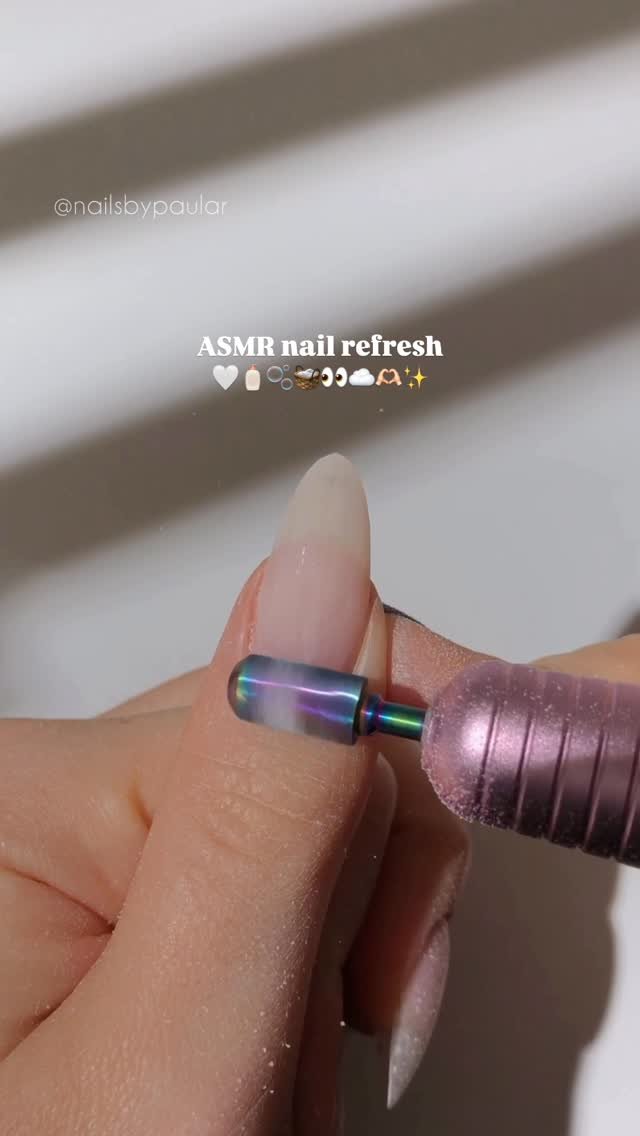 nailsbypaular 게시물 이미지: ASMR nail refresh! 🤍🫧💅🏻
do a satisfying nail...