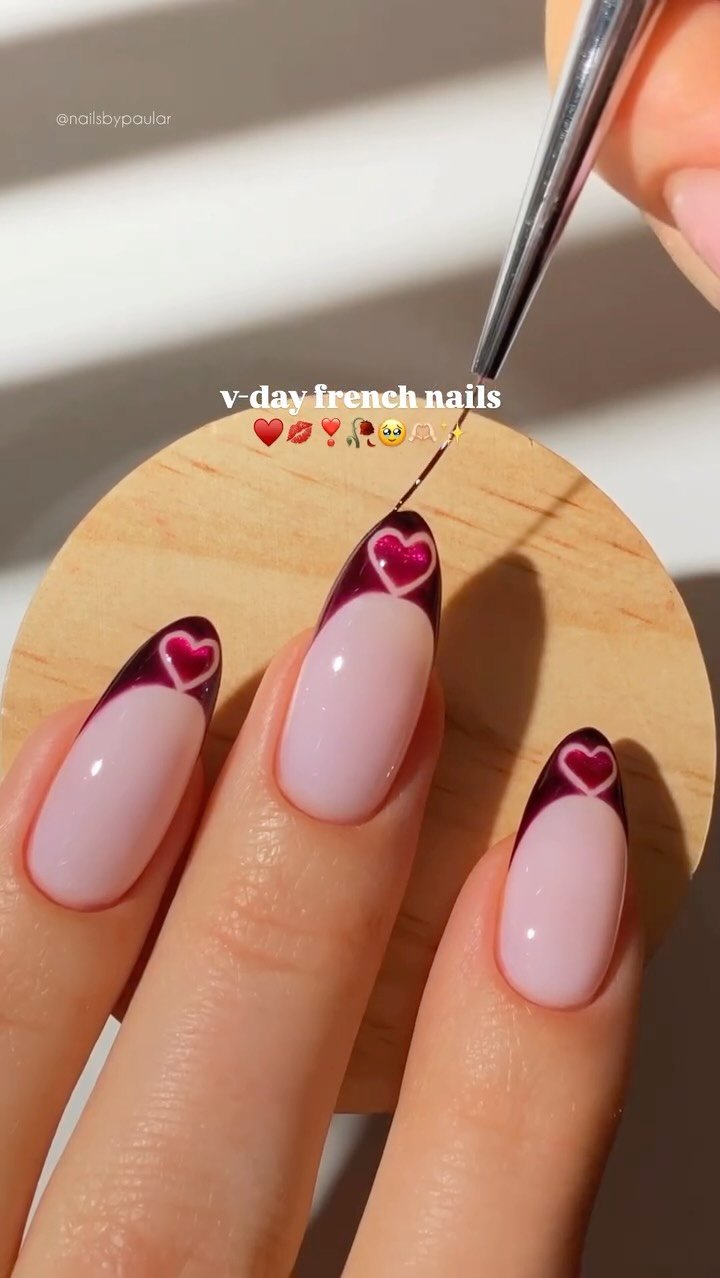 nailsbypaular 게시물 이미지: valentine’s french nails! ♥️💋❣️✨
a super cool...