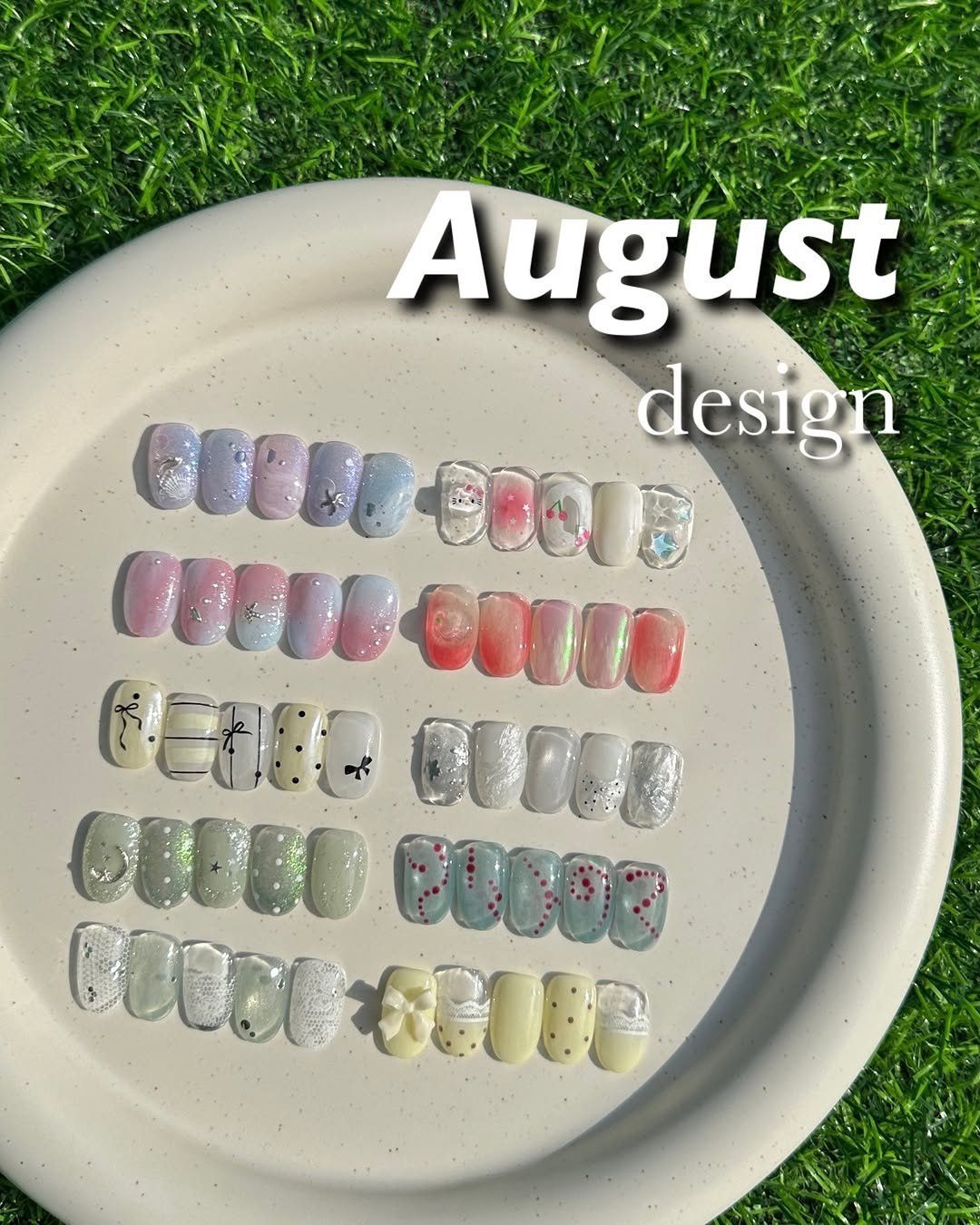 nailuimi 게시물 이미지: . August art :)
⠀⠀
𖤐 컬러 변경 가능
𖤐 7월 이달의아트 가격 변동...