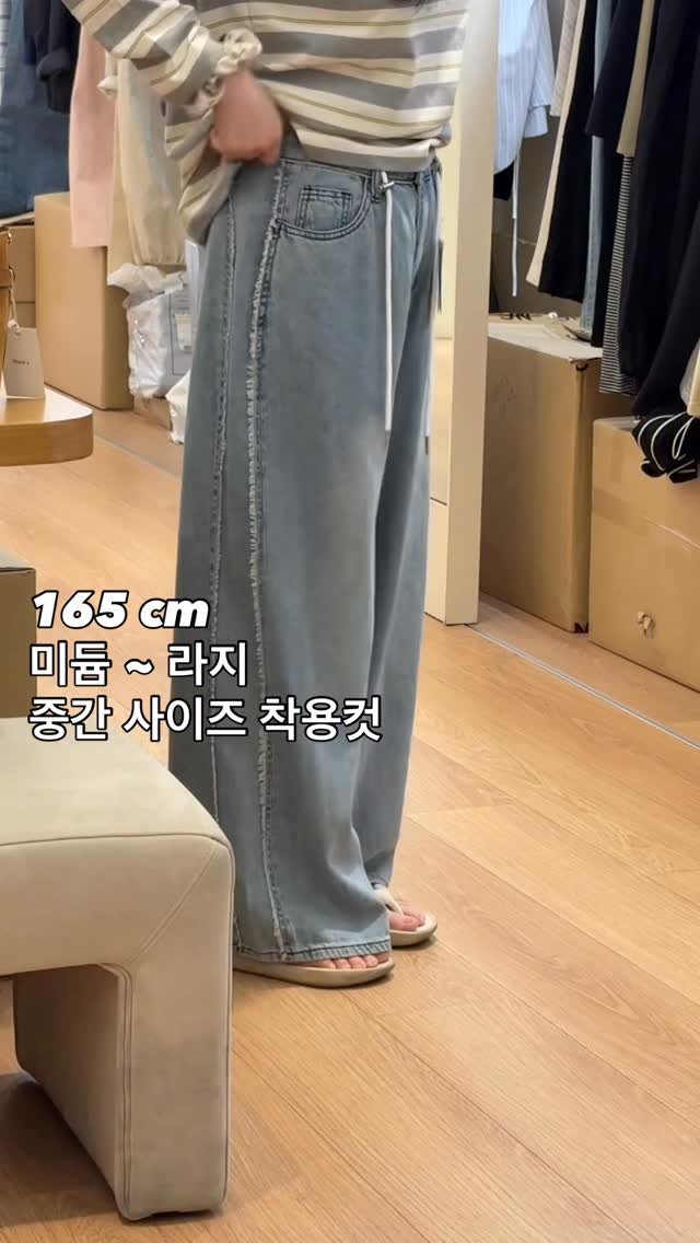 nampo_j 게시물 이미지: [ 자체제작 ] 프린지디테일 팬츠 🎀

허리 스트링으로 사이즈 조절가능한 제품이애요...