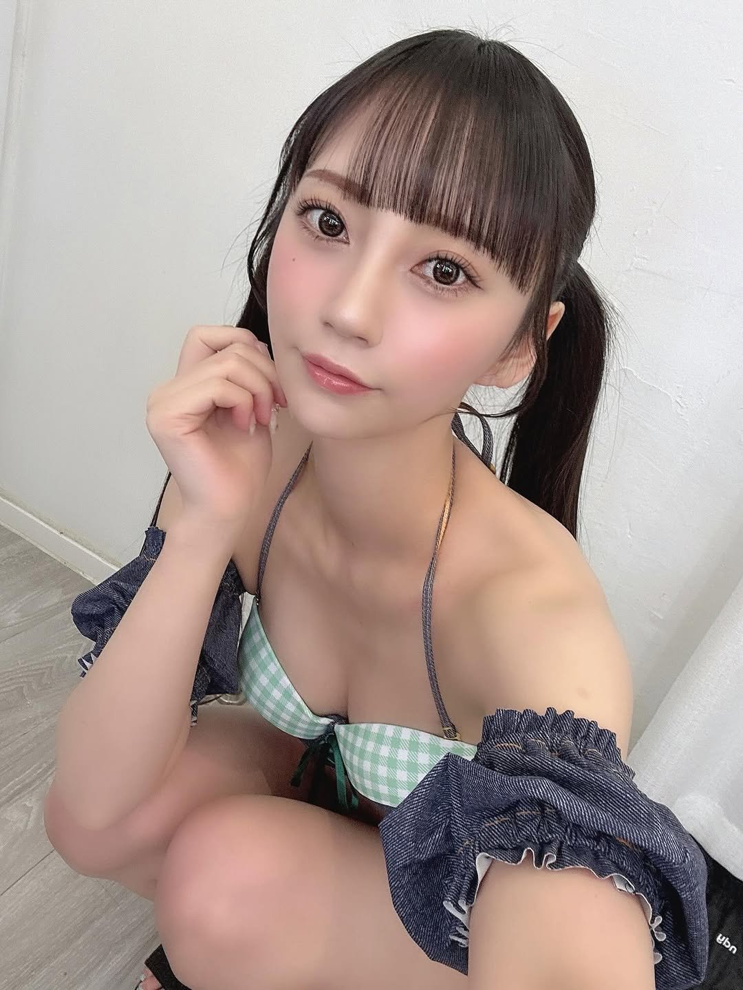 Photo by 七沢みあ on January 04, 2026. May be an image of one or more people, hair and text.