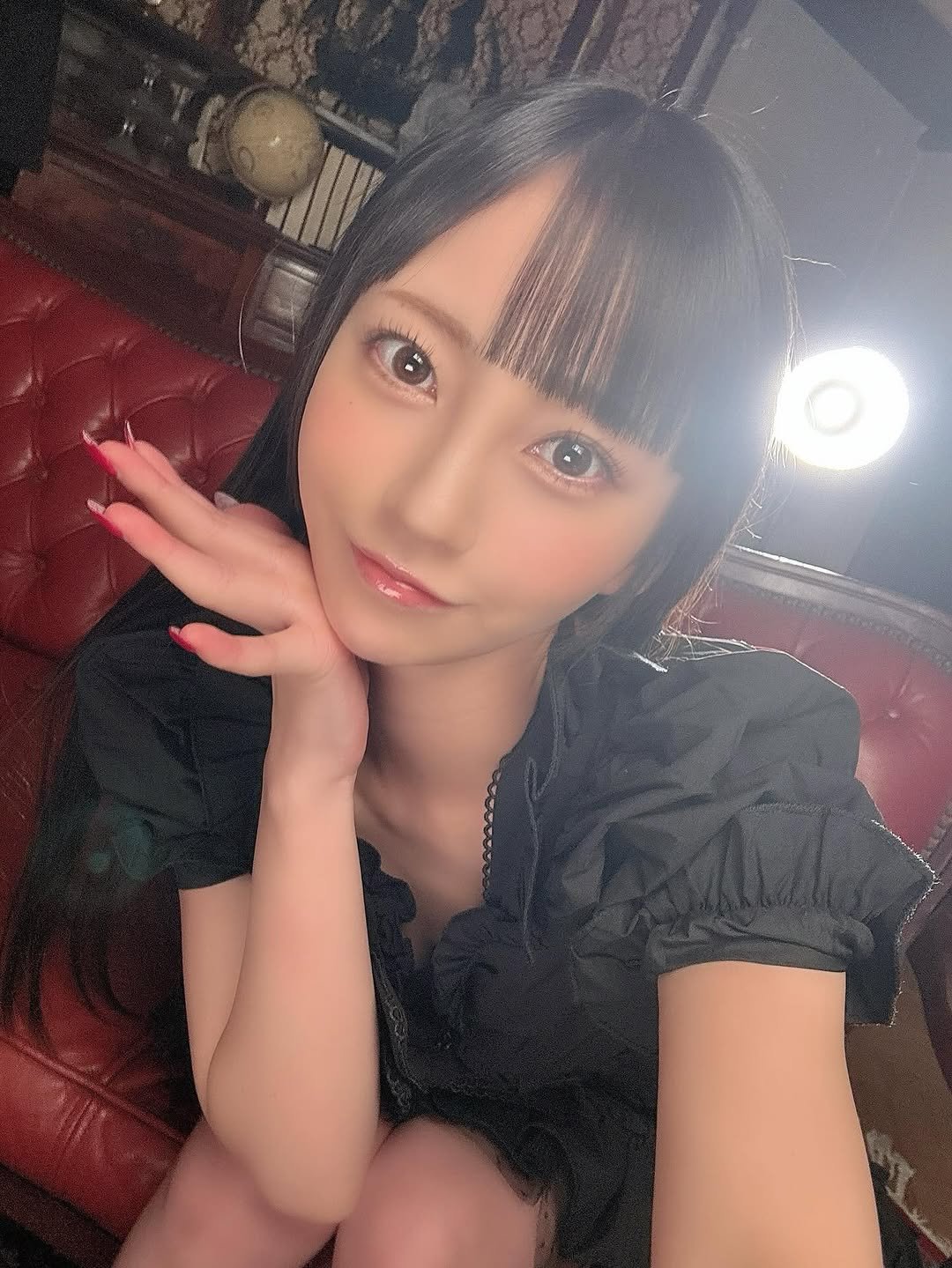 Photo by 七沢みあ on December 06, 2025. May be an image of one or more people, hair and text.