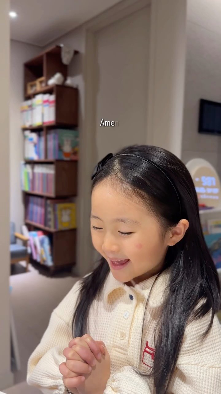 nanathan012 게시물 이미지: 그저 감사한 오늘, 그리고 내일!   Gracias, Dios, por darnos...