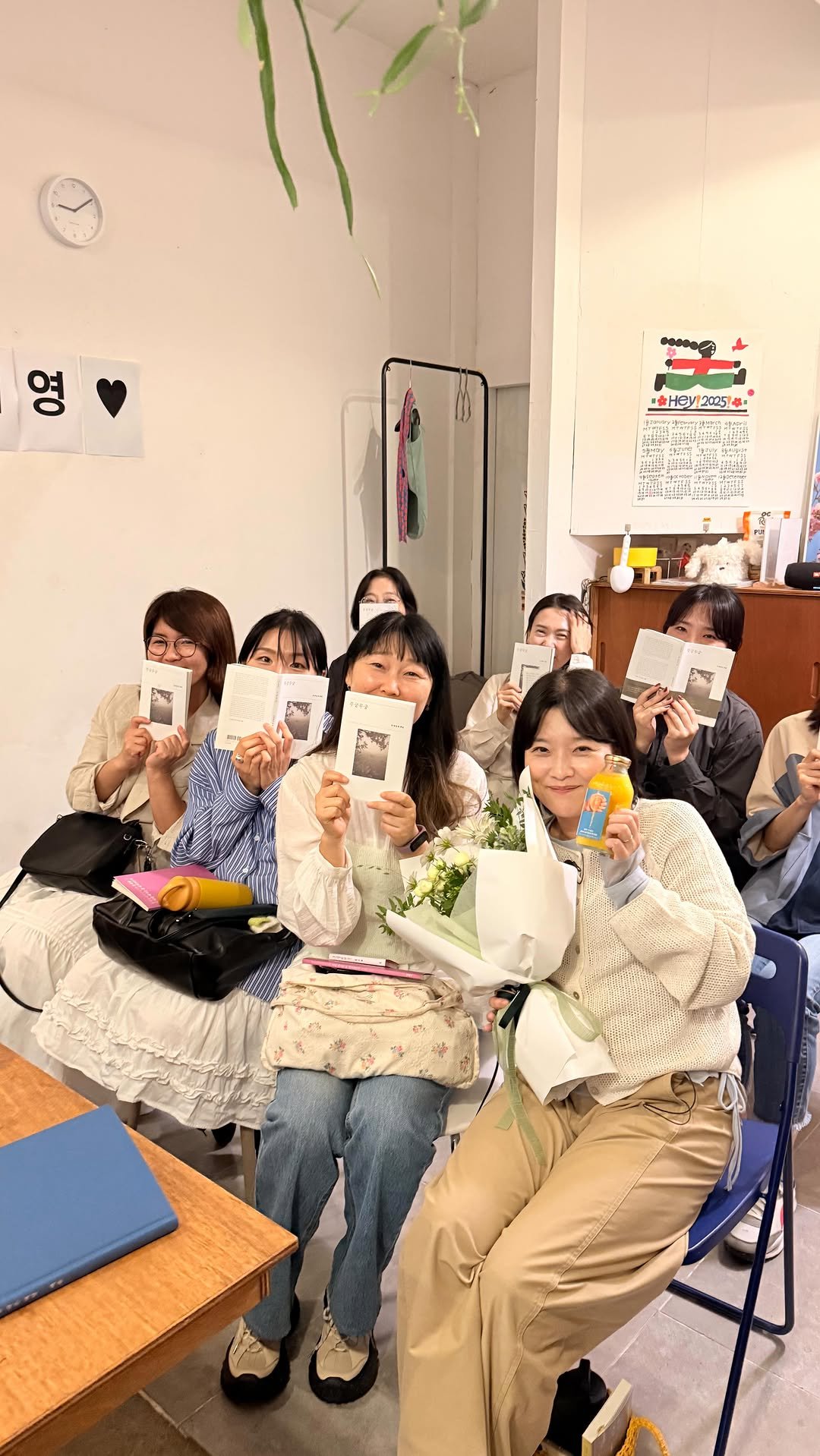 nandaisart 게시물 이미지: 완전소중 유계영 시인의 책봄 북토크🥰