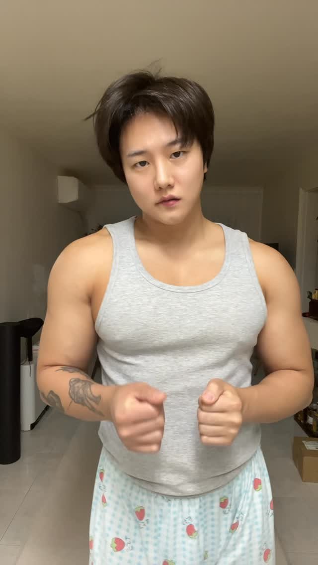 nani_nerd 게시물 이미지: ❤️ 집에서 겜만하는데 괜찮아? ❤️