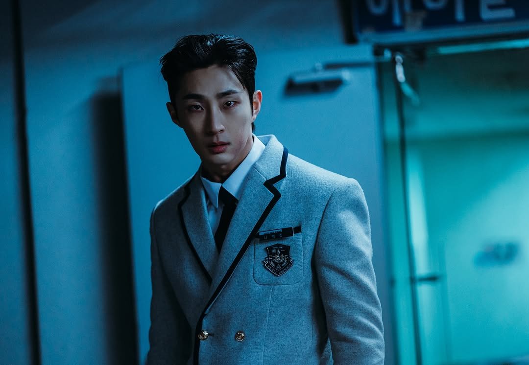 Photo shared by 배나라 on May 06, 2025 tagging @netflixkr.