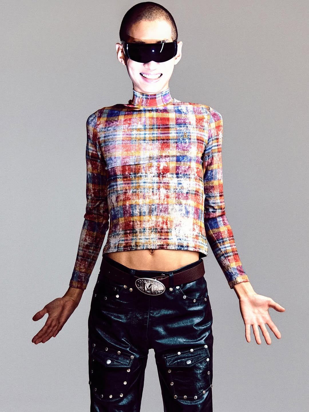 Photo shared by Choi Na Rang 최나랑 on November 27, 2025 tagging @slowleeee, @annannaim, @arenakorea, @bojvck2002, and @limjeongout. May be pop art.