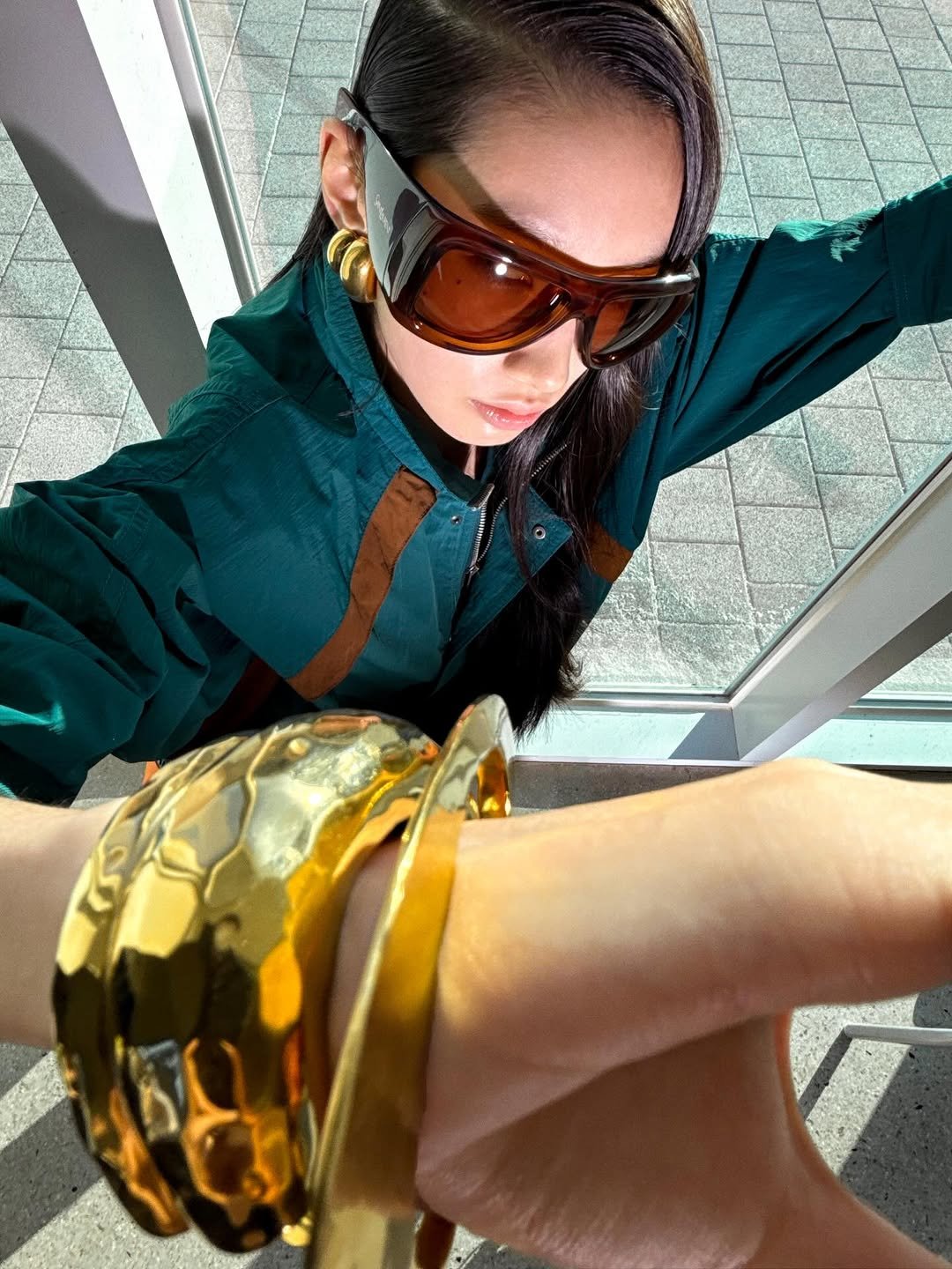 Photo shared by Choi Na Rang 최나랑 on February 02, 2026 tagging @wkorea, @h_y_u_n_j_, @jmodelkorea, @___luckydooo, @grasshopp4r, @seminario__, @limjeongout, @yiipang_, and @yangyuanxin29. May be an image of jewelry, eyewear, bangle and text.