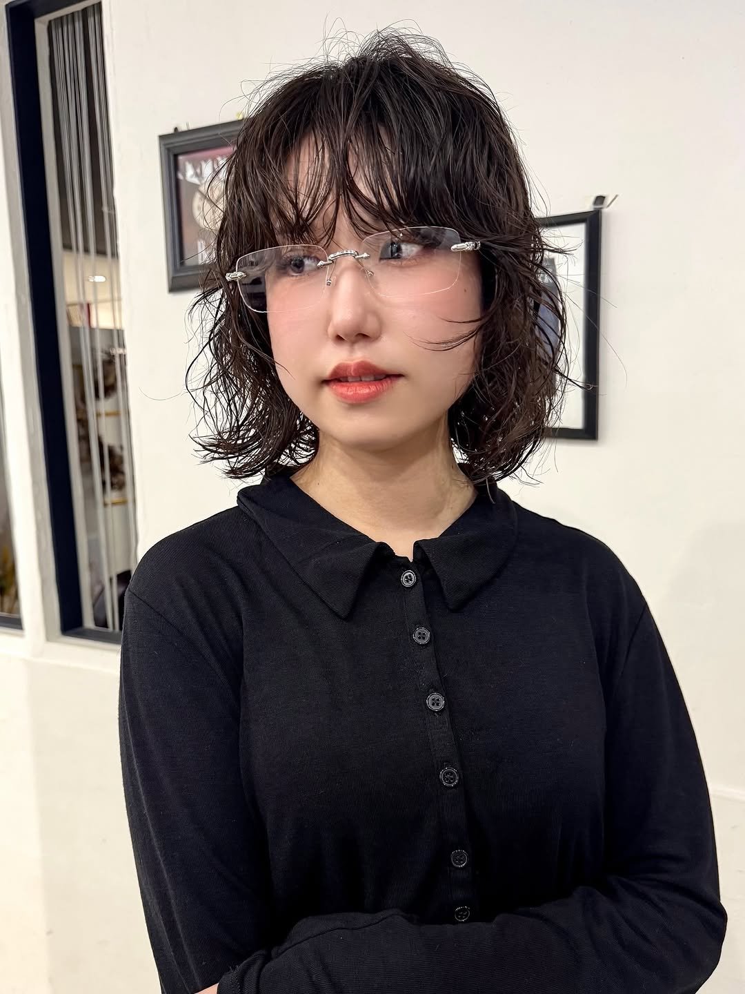 Photo by 水舟勝己　Katsumi Mizufune on November 28, 2025. May be an image of one or more people, makeup, hair, lace, face mask and text.