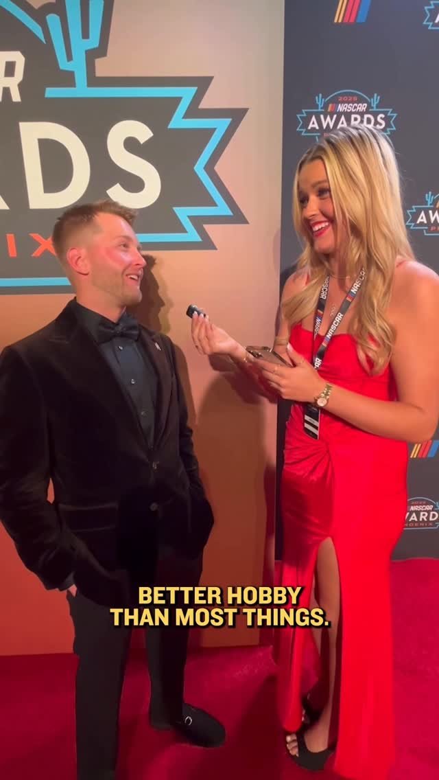 nascar 게시물 이미지: @gabbyygonz asks the hard-hitting questions on...