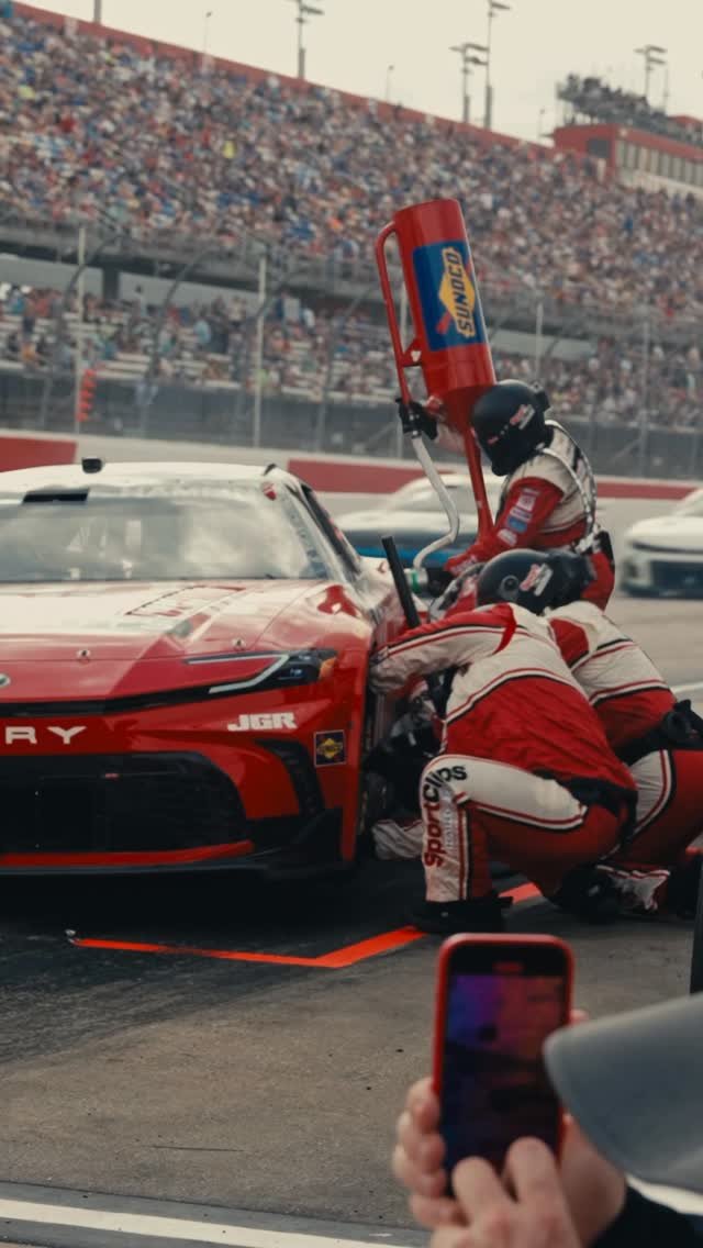 nascar 게시물 이미지: Moments worth capturing. 🎞️