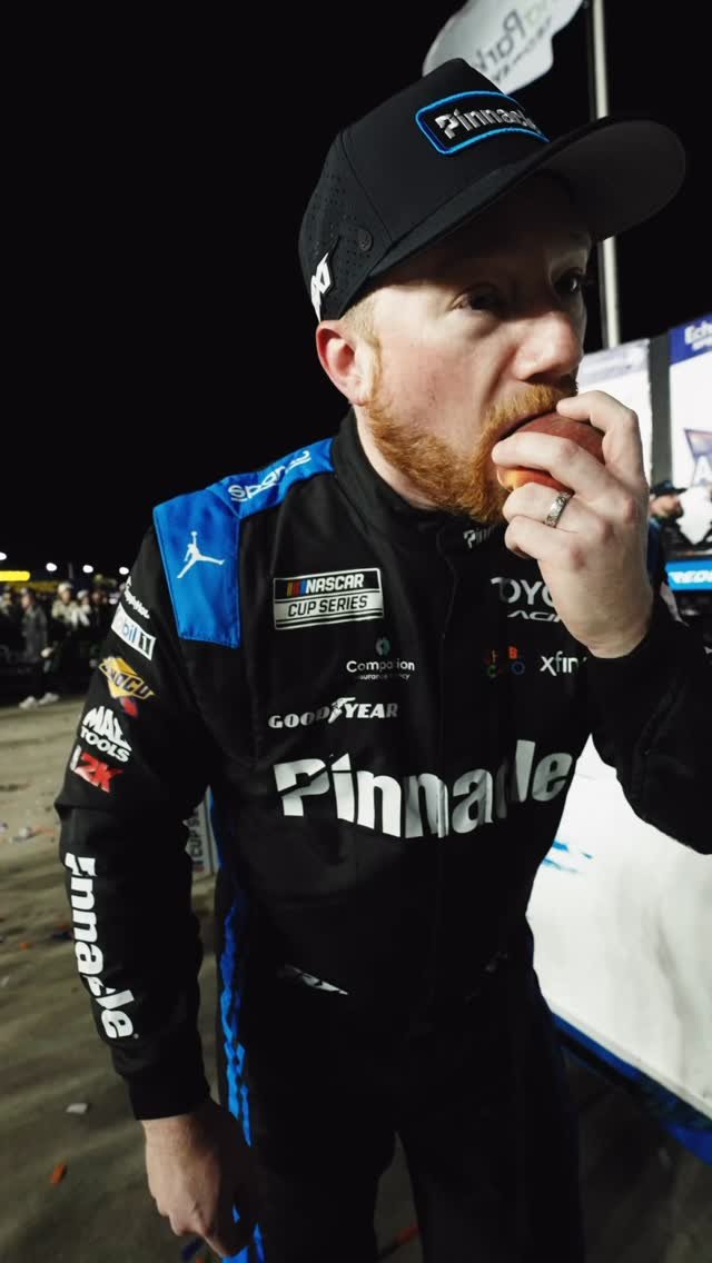 nascar 게시물 이미지: Life’s a peach when you win. Just ask...