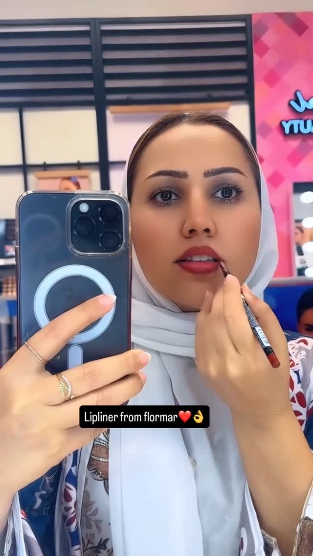 naseem_artistry 게시물 이미지: Lipliner former❤️❤️👌#lipliner #flomar...