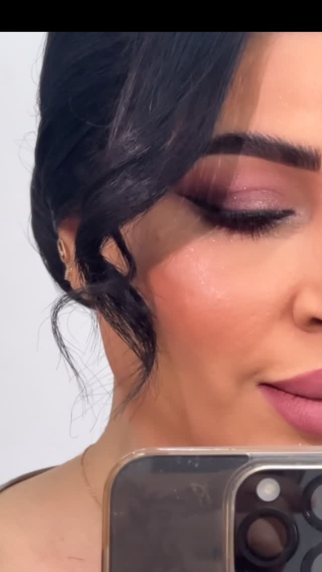 naseem_artistry 게시물 이미지: Makeup❤️❤️❤️#tutorial #eyeliner #explorepage✨...