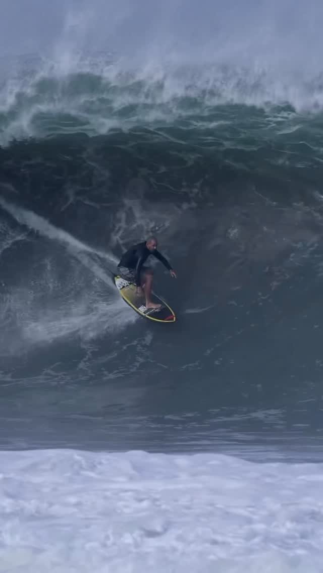 nathan_florence 게시물 이미지: Mr cool strikes !! Front foot nearly on edge...
