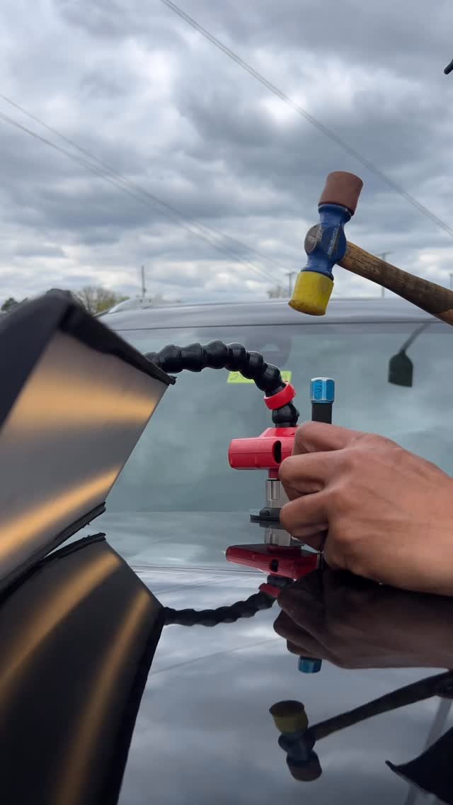 nationaldentrepair 게시물 이미지: Hood dent fix 🔨 

Repairs done in hours!
With...